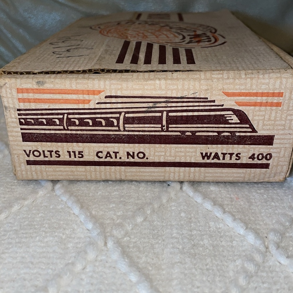 Vintage Knapp-Monarch “Gad-A-Bout” Travel Iron. - Picture 11 of 15